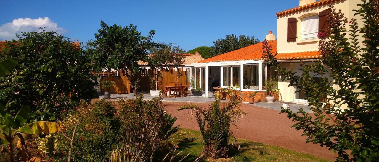 Gite "La Belle Etoile" 2 Nuits Minimum, 3 Etoiles Le Fenouiller Exterior foto